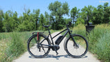 The Difference Between Throttle and Pedal Assist for E-bikes