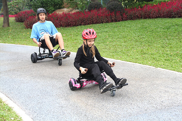 SISIGAD Hoverboard Kart, Hoverboard Tout Terrain Auto-équilibré de 6.5  Pouces avec Haut-parleurs Bluetooth et Lumières LED Hoverboard Enfant en  destockage et reconditionné chez DealBurn